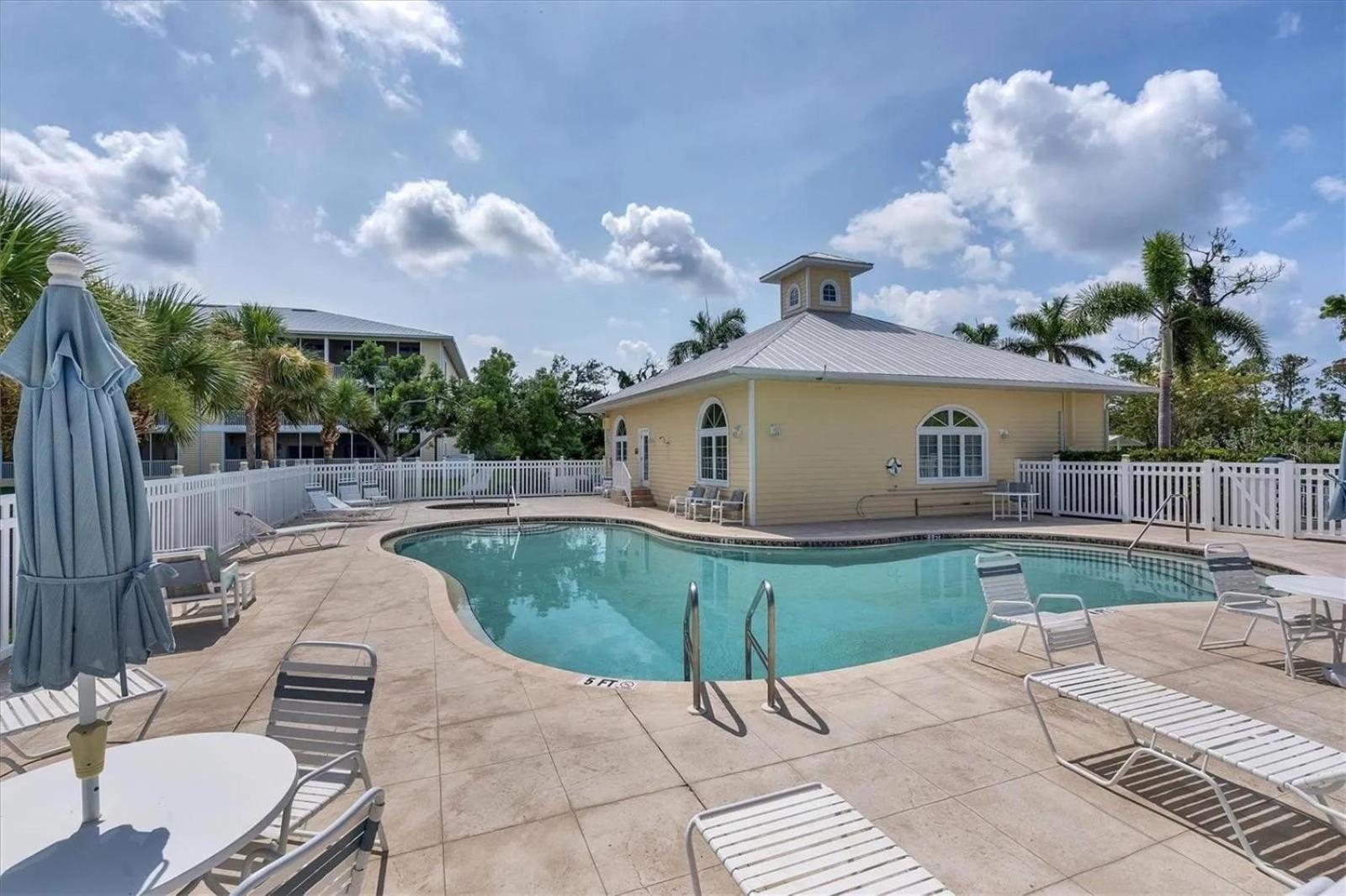 Waterside Condo - Boca Grande & Manasota Beaches Minutes Away - January Till The 28Th Is Still Available! Rotonda West Exterior foto